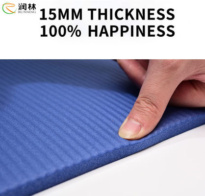 फर्श व्यायाम के लिए 10 मिमी बहु रंग गैर पर्ची एनबीआर फोम योग चटाई